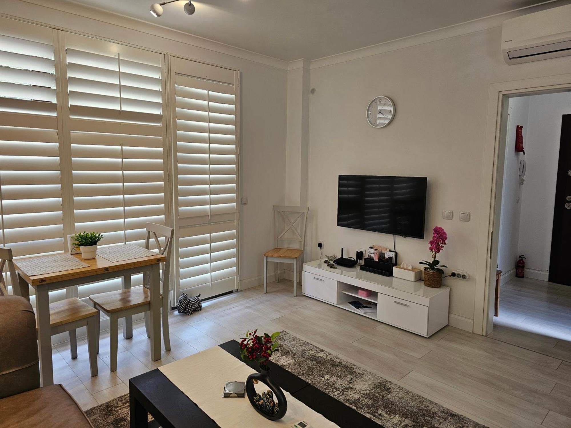 Center-near Old Town,kapana,free Parking And High Speed Wi-fi Apartment Plovdiv
